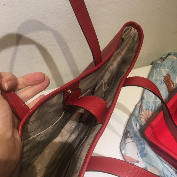 Michael Kors bag - Picture 4 of 5